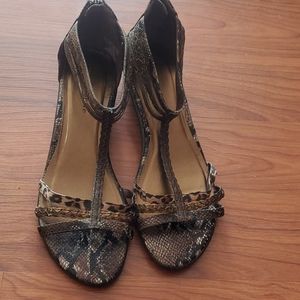 Apostrophe Sandals Size 9